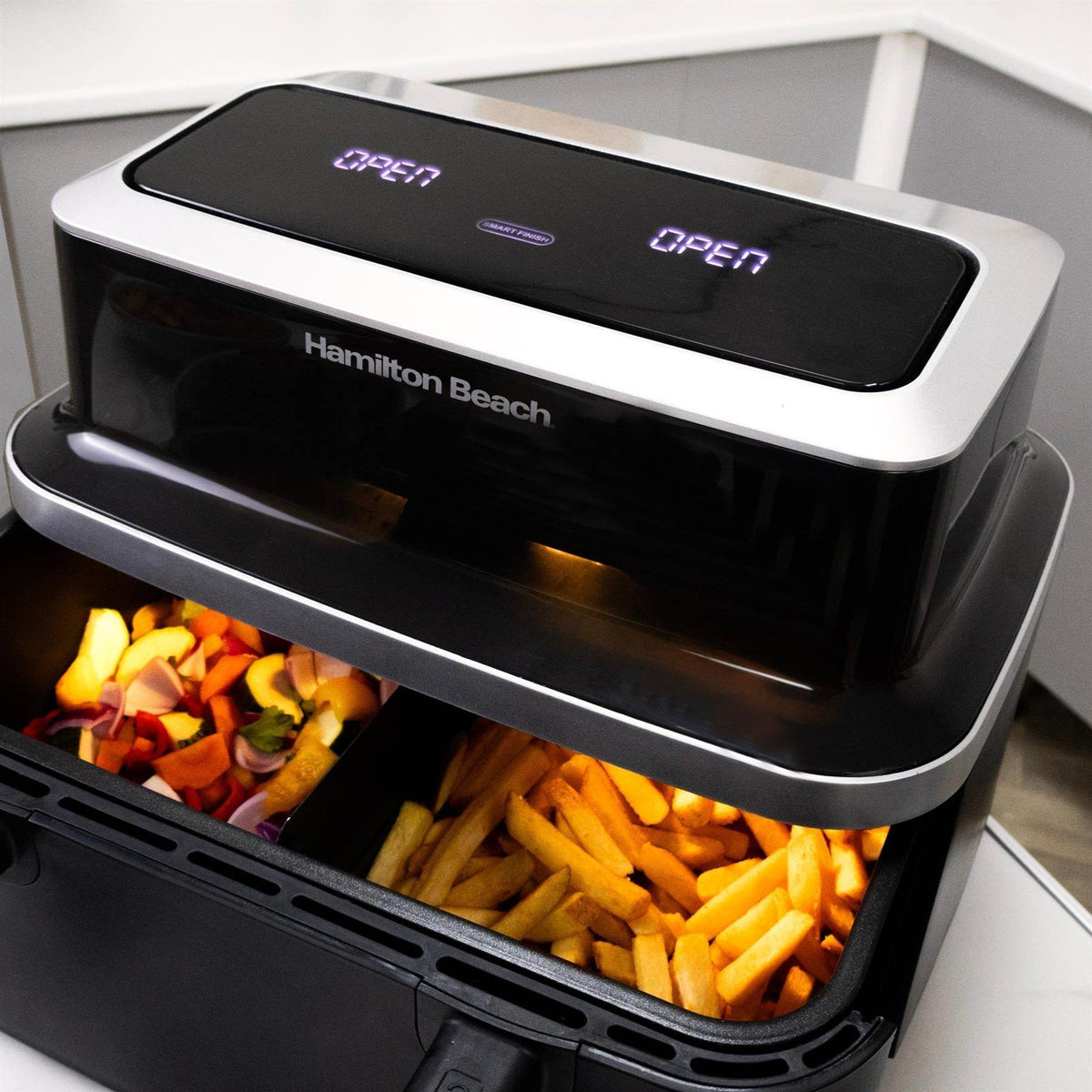 Hamilton Beach HB700VCGS - Black 9L Dual Air Fryer - Dual Zone with Vision Window - View 5