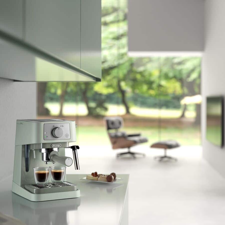 Delonghi EC260.GR Stilosa Traditional Barista Pump Manual Espresso Coffee Machine Green - View 4