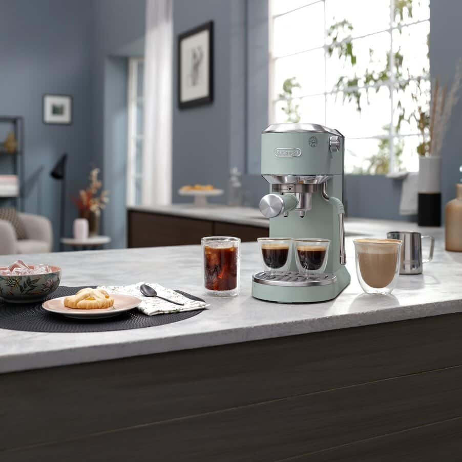 Delonghi EC890.GR Dedica Duo with Advanced Milk Steam Wand Manual Espresso Machine Green - View 8