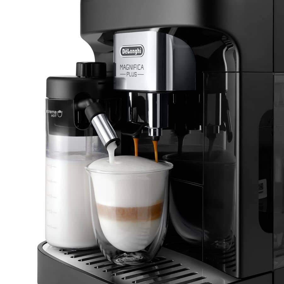 DeLonghi ECAM320.60.B Magnifica Plus Bean to Cup Automatic Coffee Machine Black - View 3