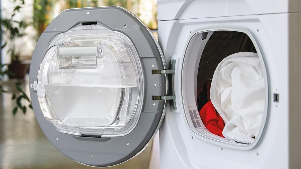 Hoover HLEH8A2TE 8kg Heat Pump Tumble Dryer - White - View 4