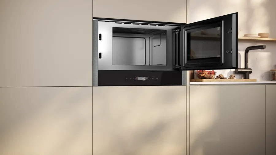Neff NR4WR21G1B N70 Built-In Microwave Oven - View 2