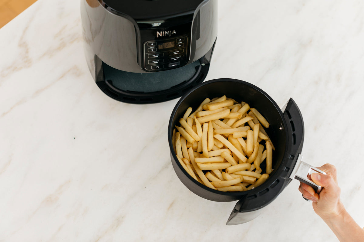 Ninja® Air Fryer AF100UK - View 3