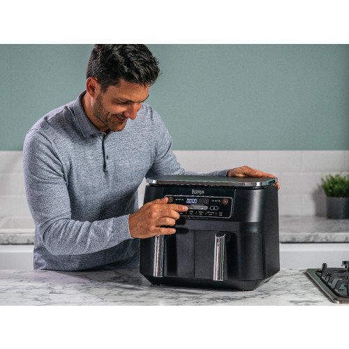 Ninja® Foodi® Dual Zone 7.6L Air Fryer AF300UK - View 6