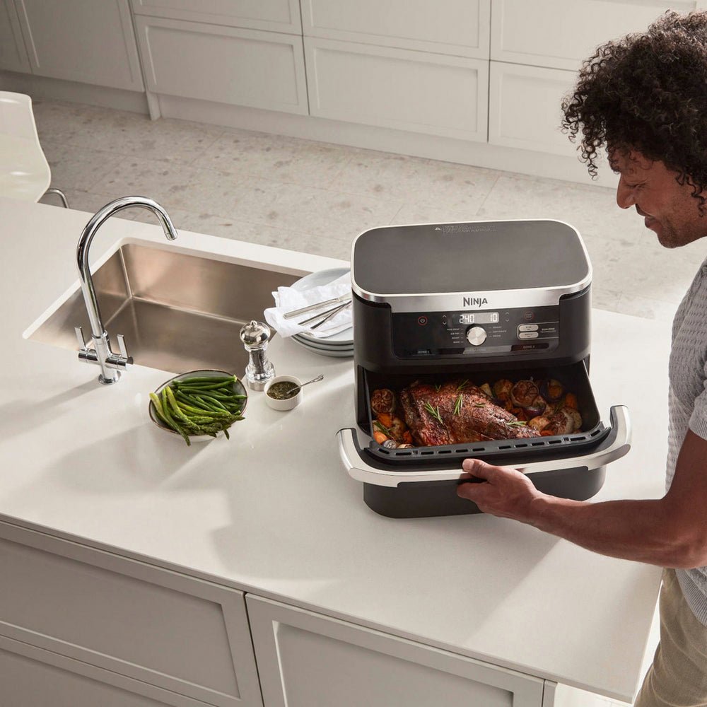 Ninja Foodi FlexDrawer Air Fryer AF500UK 10.4L Black - View 16